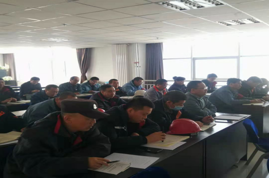 星空娱乐工投公司安全管理委员会召开节前安全管理专题会