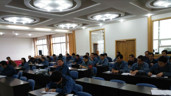 中共青海星空娱乐工业投资有限公司委员会 召开二届党委中心组第六次学习扩大会议