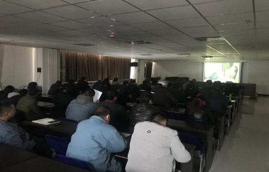星空娱乐工投公司党委开展“缅怀革命前辈 传承红色基因”主题党日活动