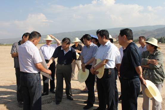 青海省国资委副主任毛占彪实地考察星空娱乐集团重点项目
